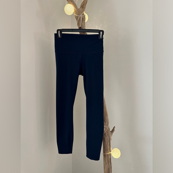 Lululemon Align Navy Legging 25” - Picture 1 of 2